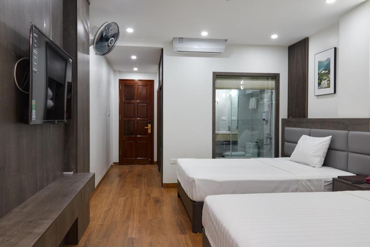 הלונג Van Nam Hotel מראה חיצוני תמונה