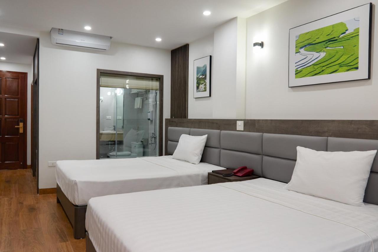 הלונג Van Nam Hotel מראה חיצוני תמונה
