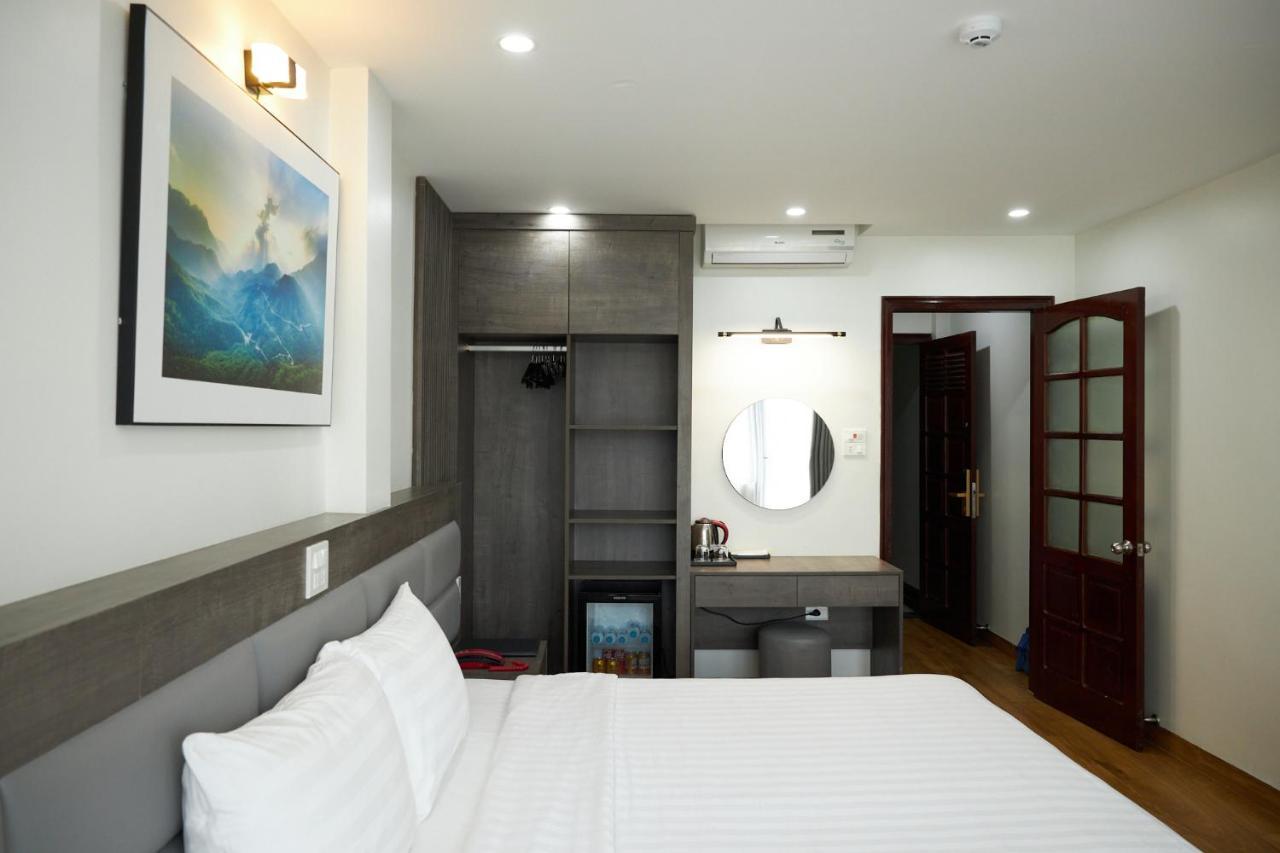 הלונג Van Nam Hotel מראה חיצוני תמונה